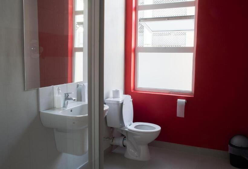 اتاق استاندارد با تخت بزرگ, 91 Loop Boutique Hostel