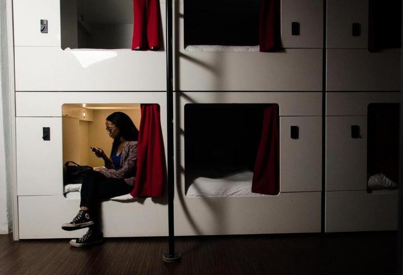 Capsule, 91 Loop Boutique Hostel