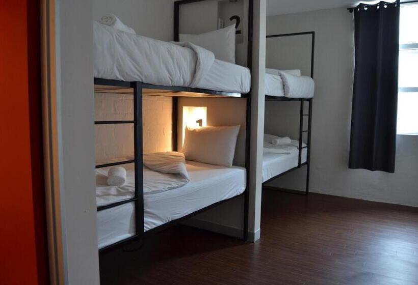 اتاق استاندارد سه نفره, 91 Loop Boutique Hostel