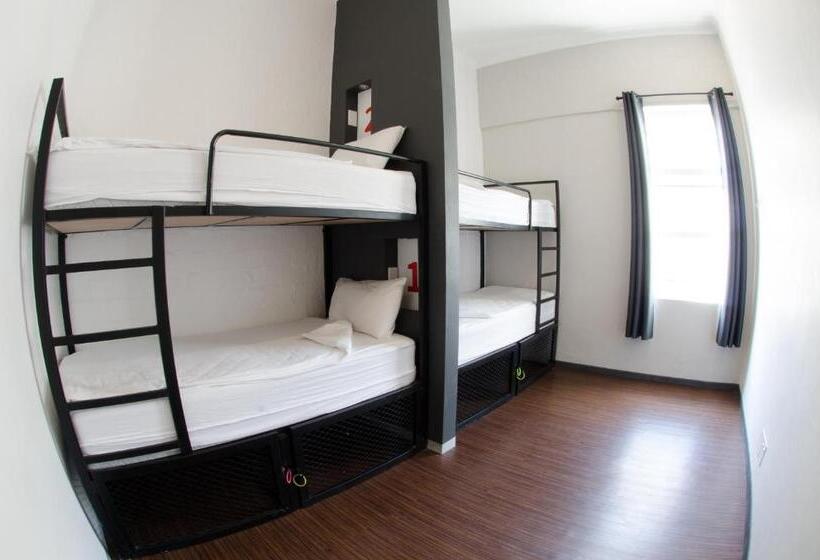 اتاق استاندارد سه نفره, 91 Loop Boutique Hostel