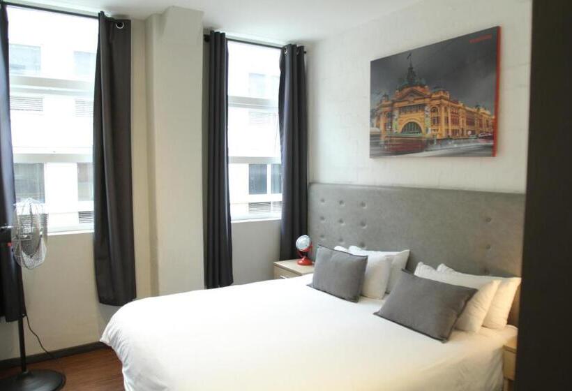 اتاق استاندارد با تخت بزرگ, 91 Loop Boutique Hostel