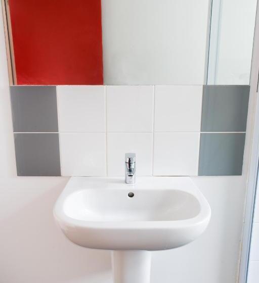 Capsule, 91 Loop Boutique Hostel