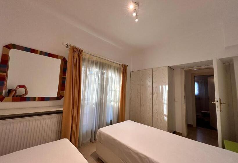 Апартаменты 2 Спальни, Elia Apartments
