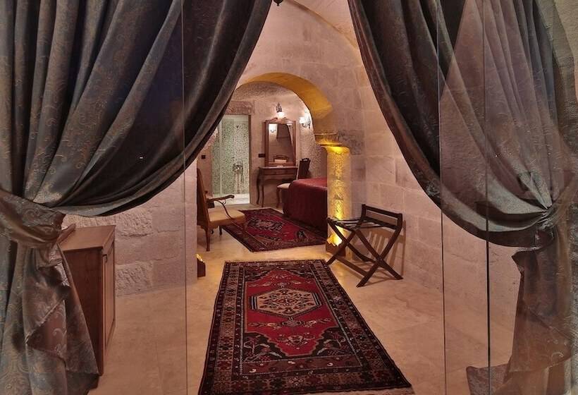 سوییت, Phocas Cave Suites