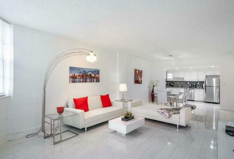 침실 3개 아파트, Sunny Isles Ocean Reserve Condo Apartments
