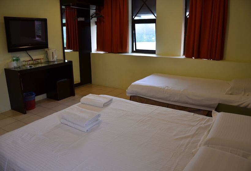 Семейный Номер, Uptown Kajang