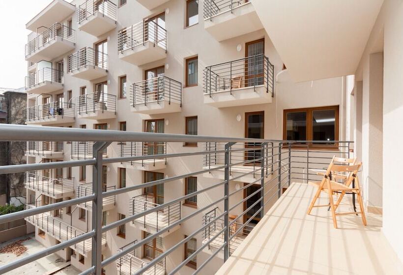 Апартаменты 2 Спальни, Maple Tree Budget Apartments