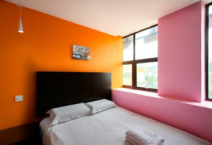 Номер Deluxe, Uptown Kajang
