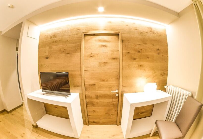 اتاق سوپریور تودرتو, Grand Hotel Europa Rivisondoli Centro