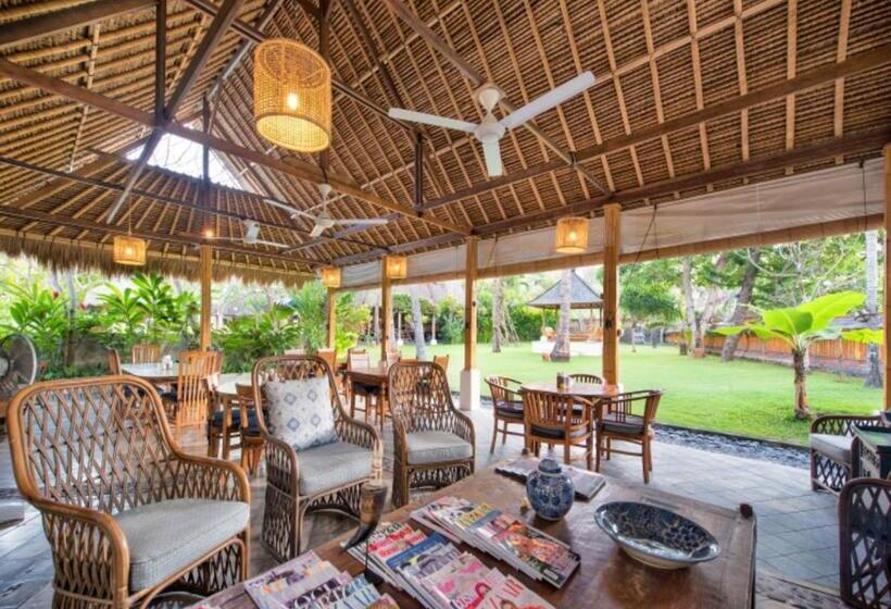 Трехместный Номер Superior, Aashaya Jasri Resort