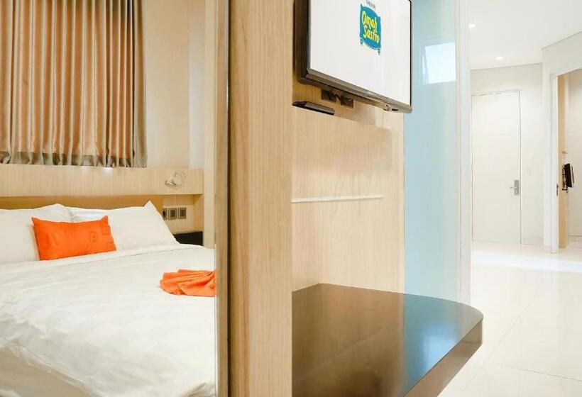 سوییت خانوادگی, Sans Hotel Grand Omah Sastro