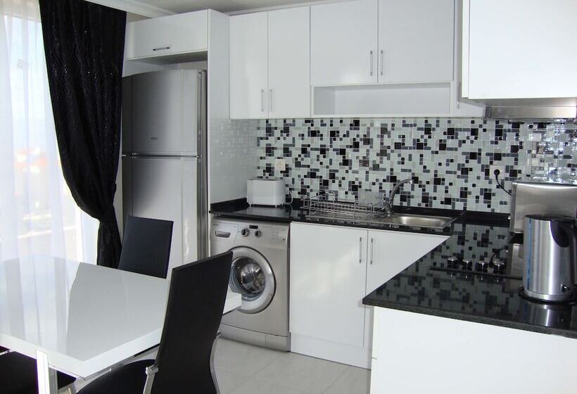 Апартаменты 2 Спальни, Orka Gardens Apartments