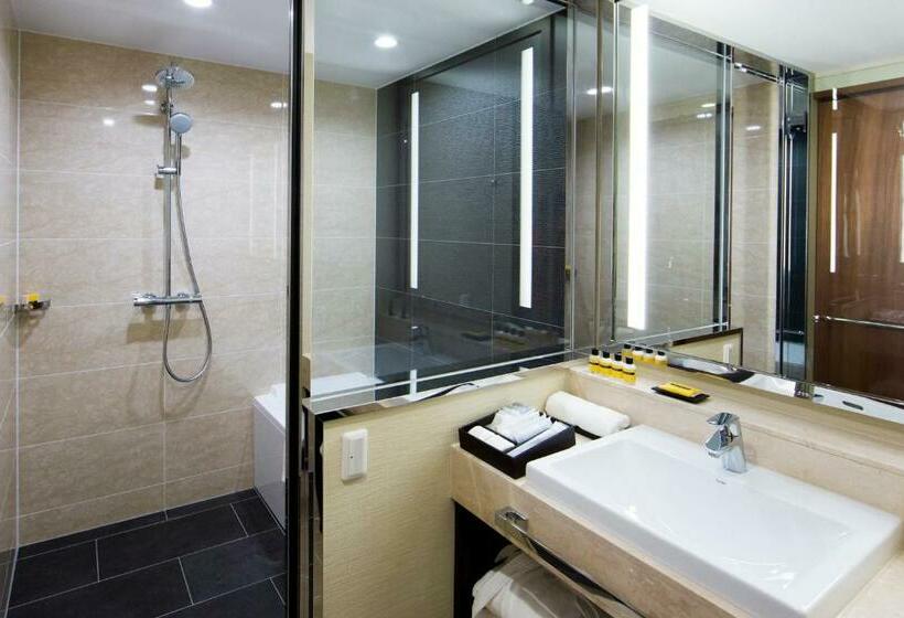اتاق لوکس, Hyatt Regency Naha Okinawa