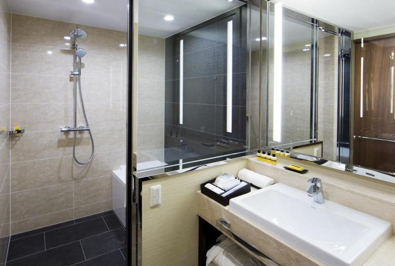 اتاق استاندارد, Hyatt Regency Naha Okinawa