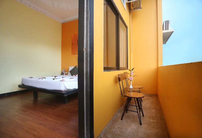 バルコニー付きデラックスルーム, Central Indochine D Angkor