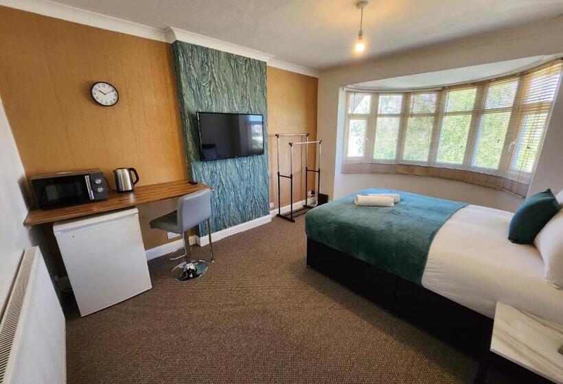 חדר סטנדרט, Solihull Shared House