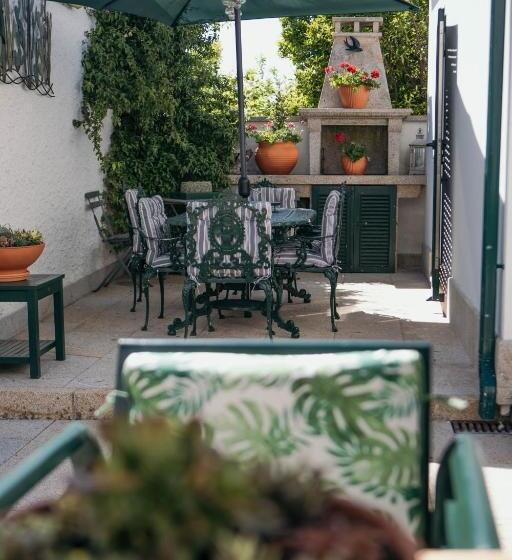 اتاق استاندارد, Flowers & Faces Guesthouse