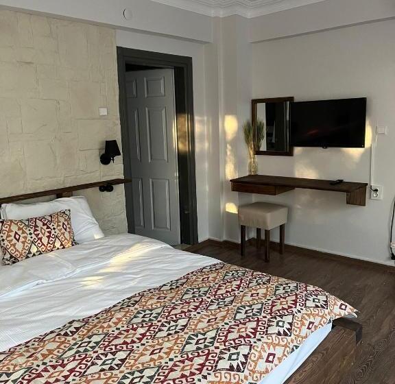 Номер Стандарт Вид на Горы, Sarı Konak Butik Otel