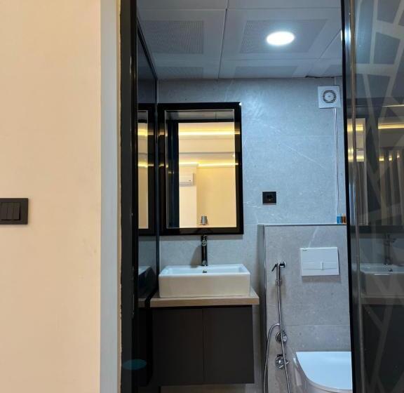 סוויטה, Golden Life Suite