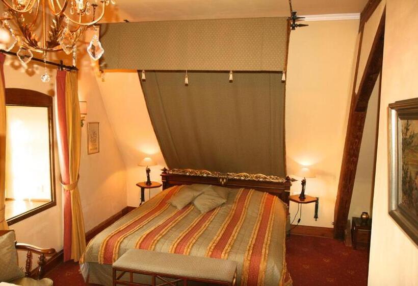Quarto Estandar com Hidromassagem, Burg Arras