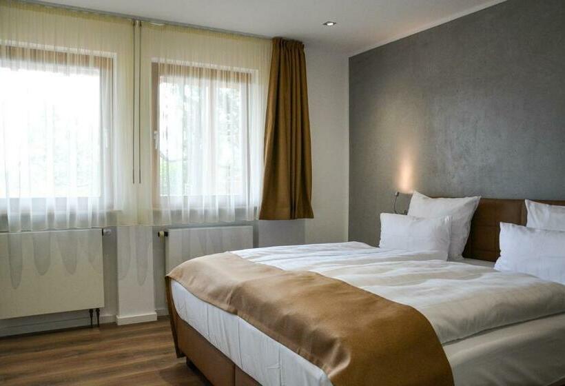 Номер Стандарт, Restaurant Kölbl