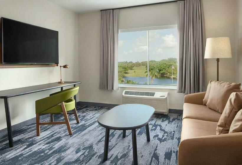 Люкс Кровать Кинг, Fairfield Inn & Suites By Marriott Fort Lauderdale Northwest