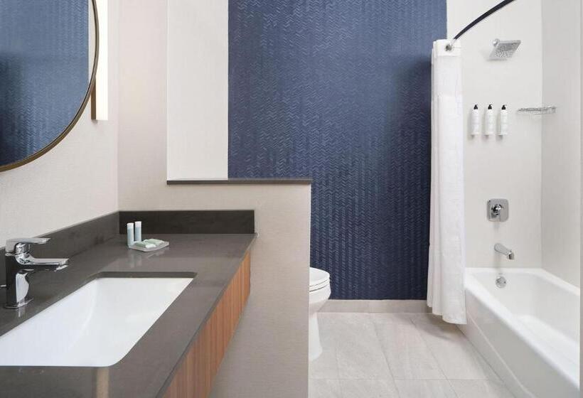 Люкс Кровать Кинг, Fairfield Inn & Suites By Marriott Fort Lauderdale Northwest