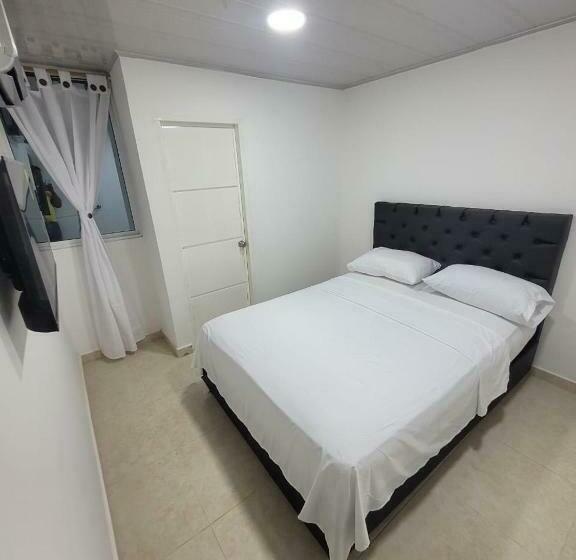 Chambre Standard, Maria Eugenia
