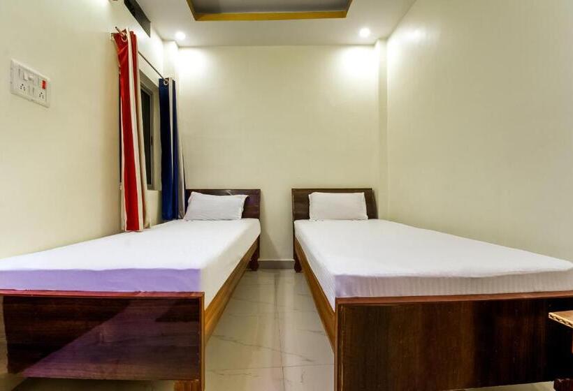اتاق کلاسیک سه تخته, Spot On 81255b Happy Guest House