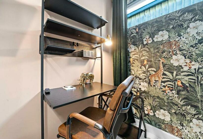 اتاق استاندارد با تخت بزرگ, Wanderstay Boutique