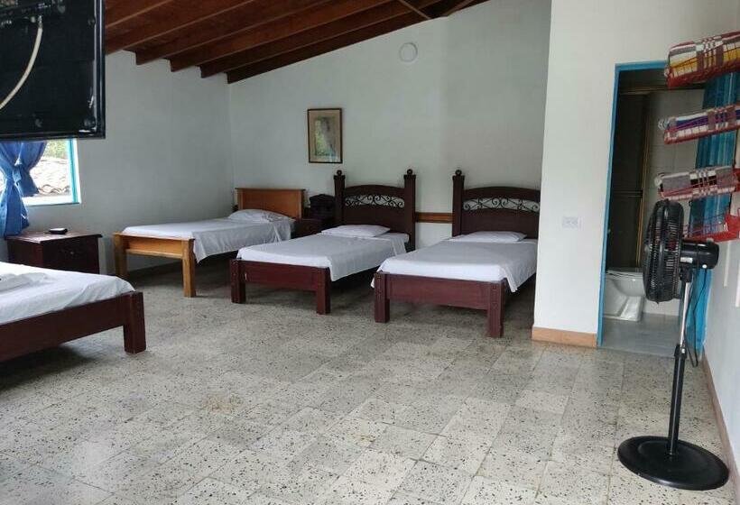 Семейный Номер Superior, Hosteria Puerta Del Nus