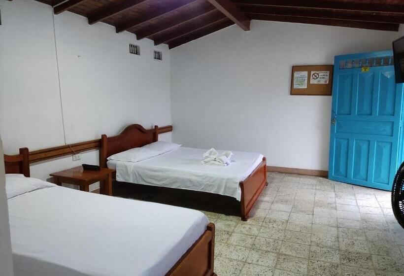 Номер Стандарт Трехместный, Hosteria Puerta Del Nus