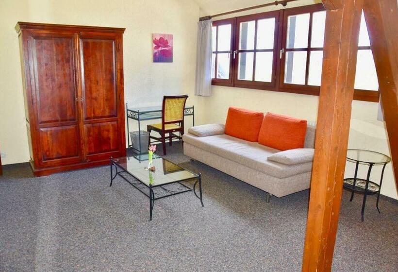 Quarto Estandar com Sacada, & Chalets Herrihof