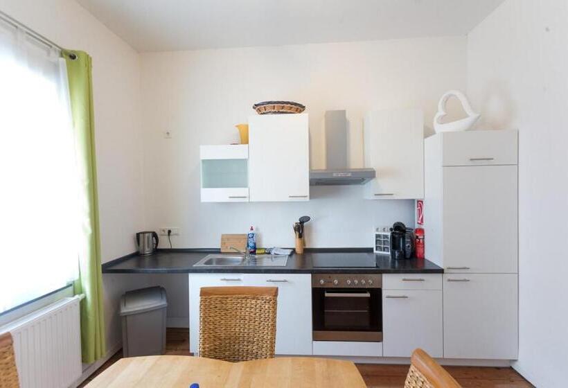 Апартаменты 2 Спальни, Oberkasseler Hof Bonn