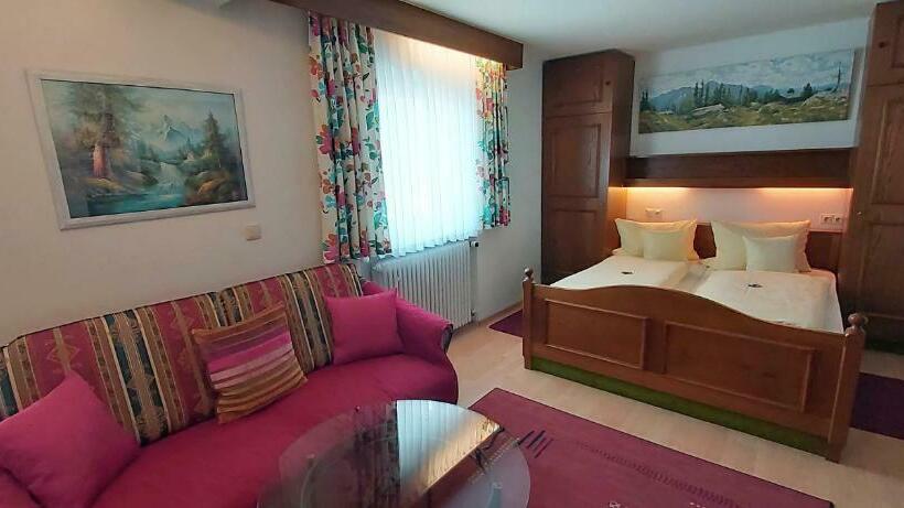 Номер Стандарт, Pension   Heidelberg