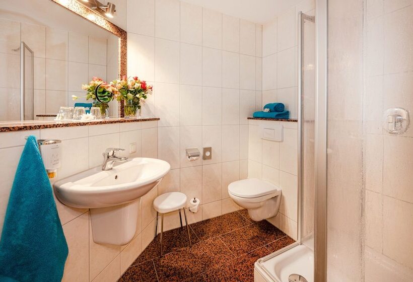 Люкс, Vineta Strandhotels