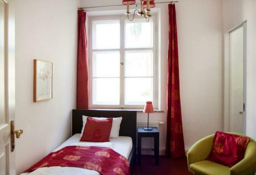 シングルベーシックルーム, Naturschlosshotel Blumenthal