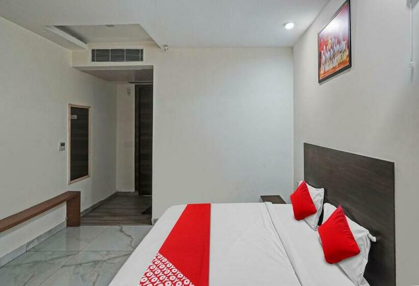 三人经典房间, Flagship Hotel King S