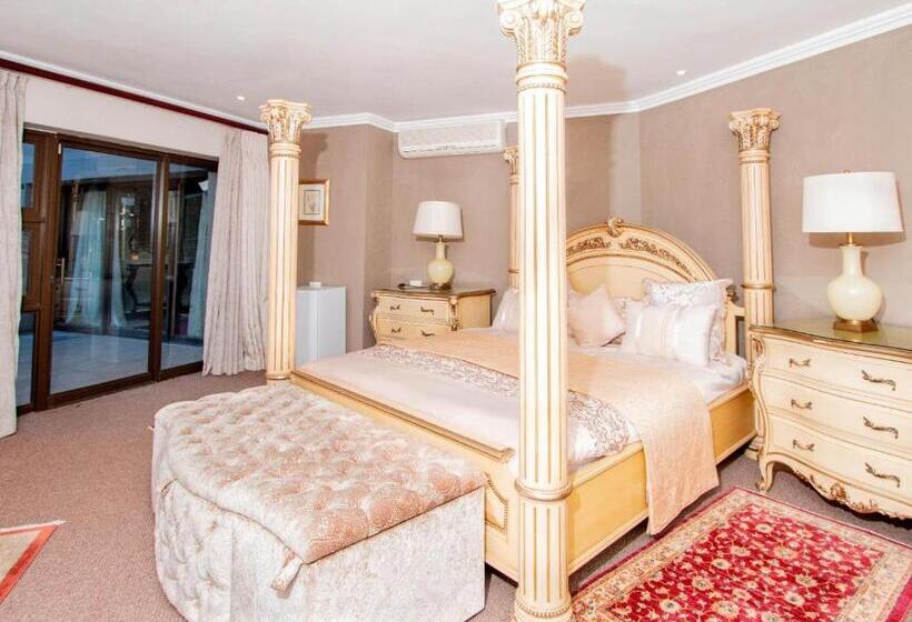 اتاق لوکس با تخت بزرگ, Bophirima Boutique