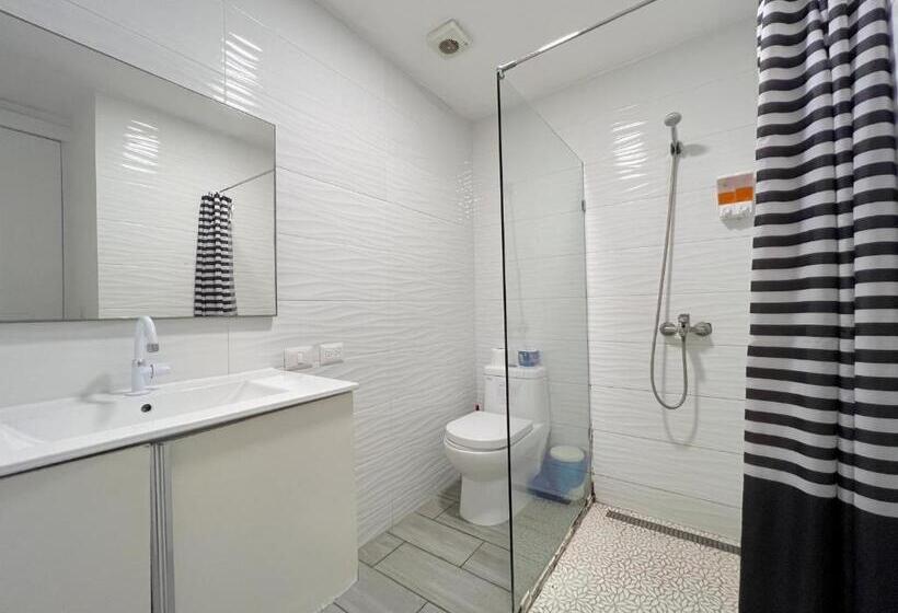 سوییت جونیور با بالکن, Vacation Studios With Rooftop Pool, Beach Club, Restaurants   Playa Los Corales