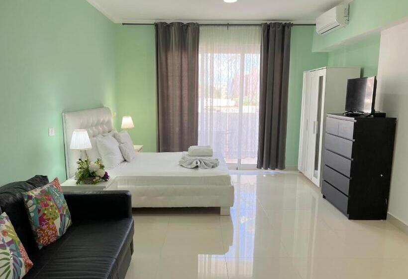 سوییت, Vacation Studios With Rooftop Pool, Beach Club, Restaurants   Playa Los Corales
