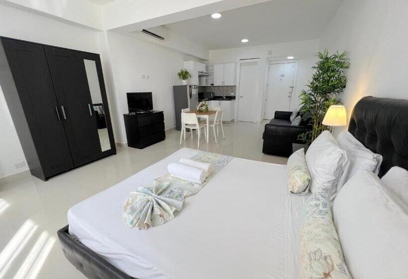 سوییت لوکس, Vacation Studios With Rooftop Pool, Beach Club, Restaurants   Playa Los Corales