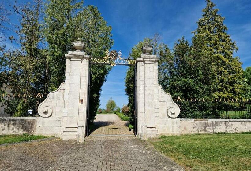 Семейный Номер Вид на Сад, Chambre Ducale