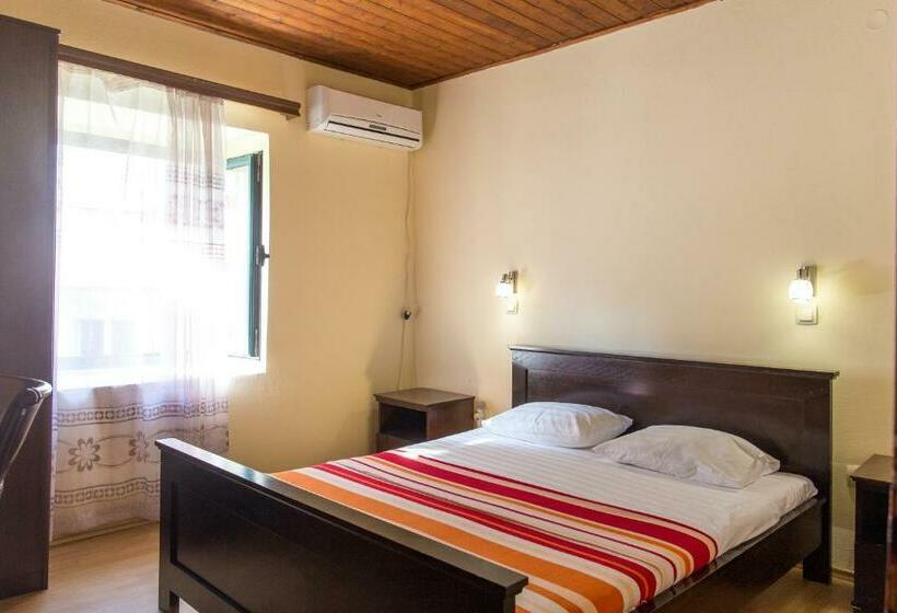 آپارتمان راحتی 1 خوابه, Apartments Kole