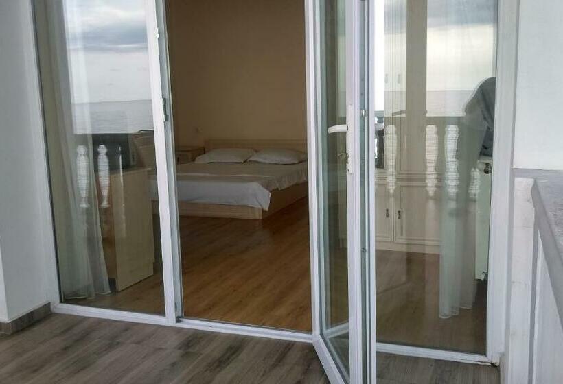 اتاق استاندارد با بالکن و چشم‌انداز دریا, Guest House Palma