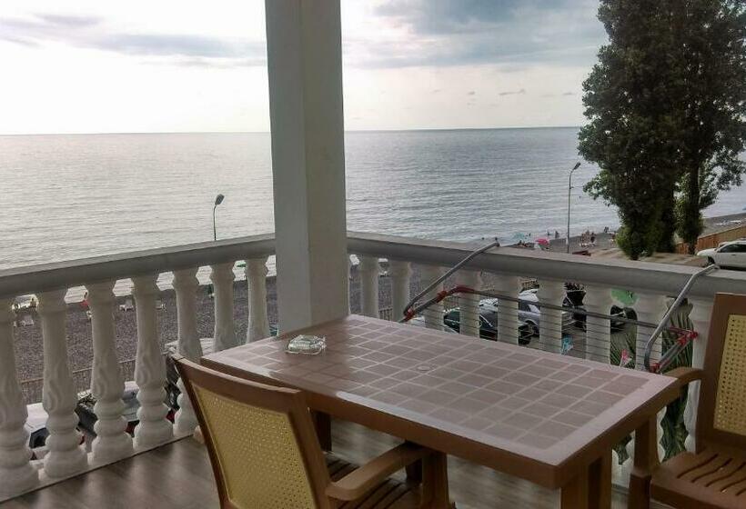 اتاق استاندارد با بالکن و چشم‌انداز دریا, Guest House Palma