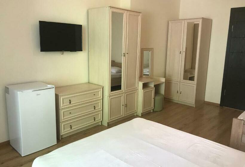 اتاق استاندارد سه نفره, Guest House Palma