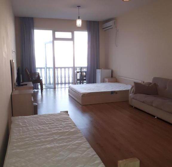 اتاق استاندارد چهار تخته با چشم‌انداز دریا, Guest House Palma