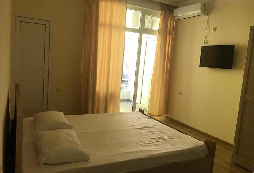اتاق استاندارد سه نفره, Guest House Palma