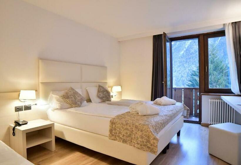 스탠다드 트리플 발코니 룸, Ariston Garden & Spa